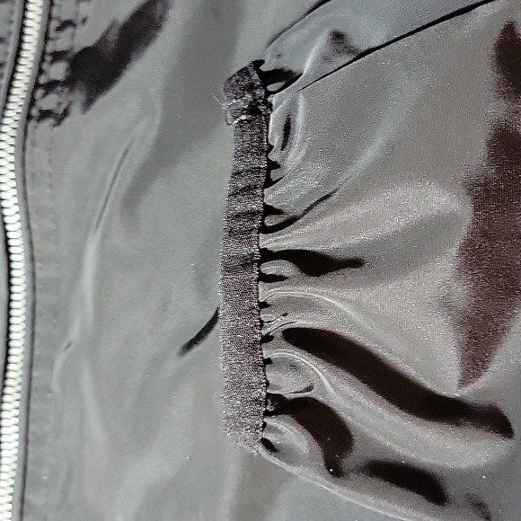 Calvin Klein Hooded Cross Back Performance Jacket - Picture 9 of 9